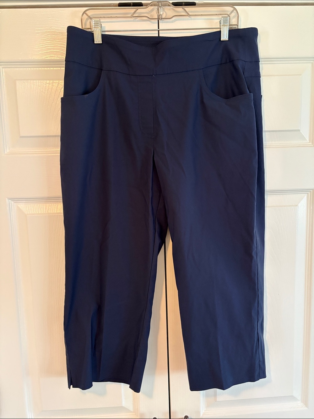 Ruby Rd. Navy Pull-On Capri with Front Pockets